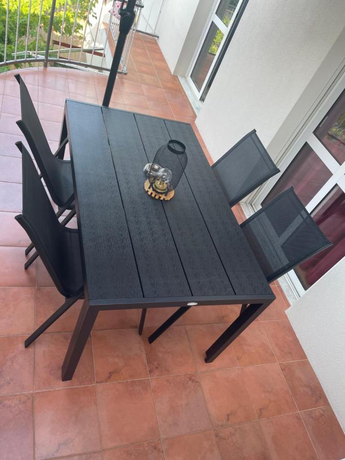Apartmani Frane Tribalj Екстериор снимка